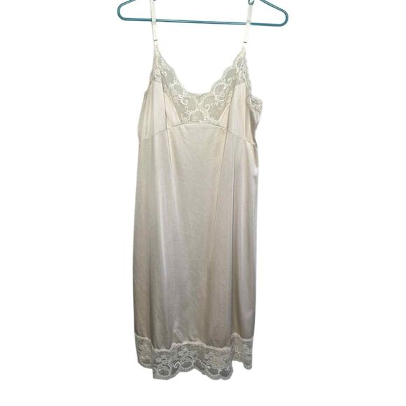 Vanity fair Vintage Champagne Slip underdress Nightie size 38 L - Picture 8 of 11